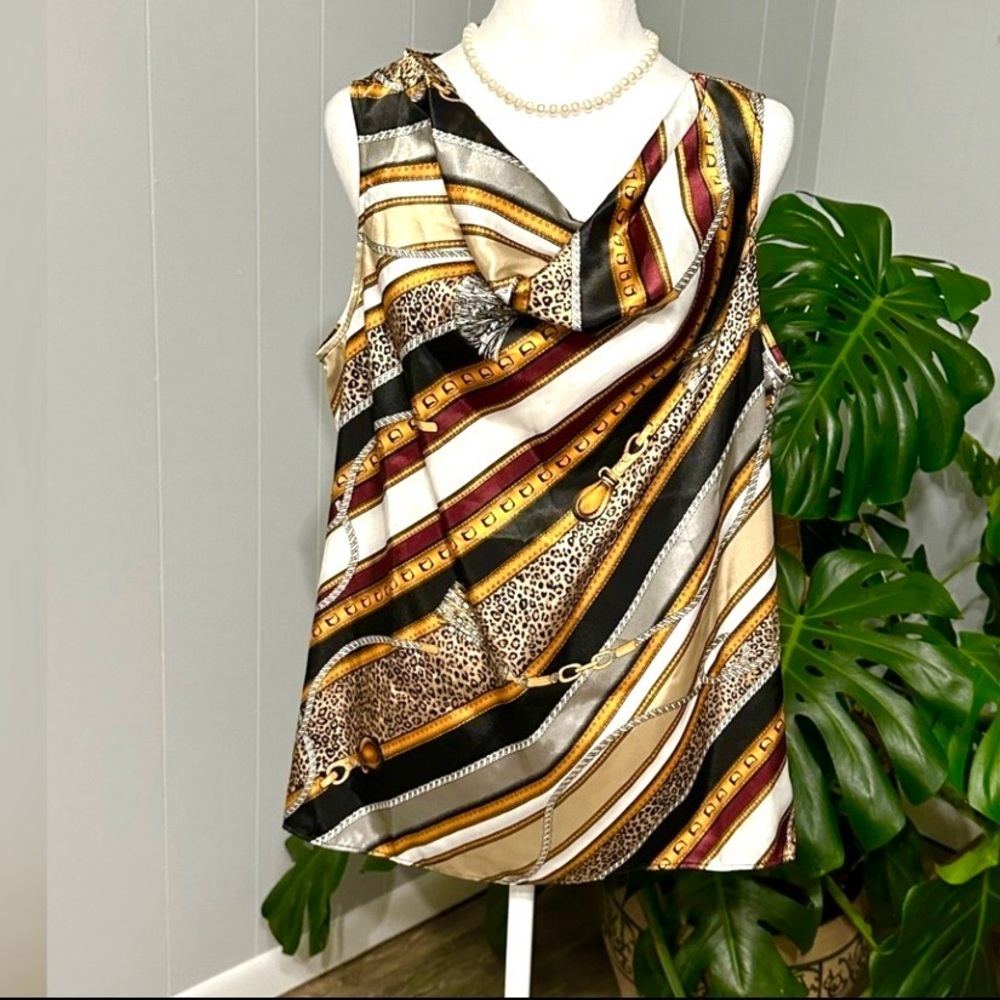 🛍️ NWT WHBM multi color sleeveless top